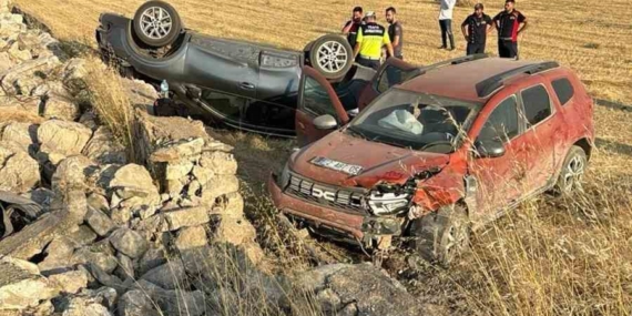 Afyonkarahisar'da trafik kazası: 1 ölü, 5 yaralı