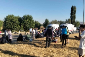 Afyonkarahisar'da yolcu otobüsü devrildi, çok sayıda yaralı var