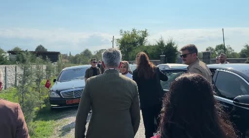 Aile Bakanı Göktaş, Düzce'de Yaban Mersini Bahçesini Ziyaret Etti