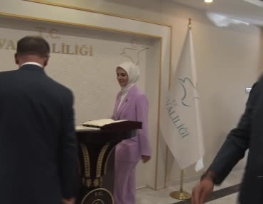 Aile ve Sosyal Hizmetler Bakanı Göktaş Van'da incelemelerde bulundu