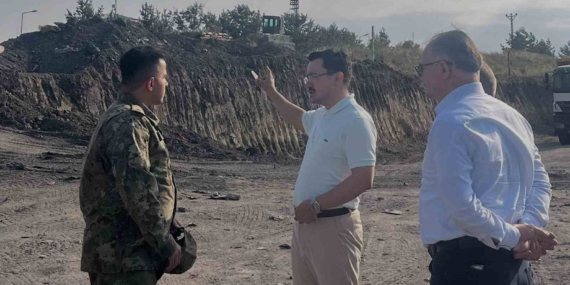 Akyaka Kaymakamı Demirtaş, Ermenistan sınırındaki demiryolu çalışmalarını inceledi