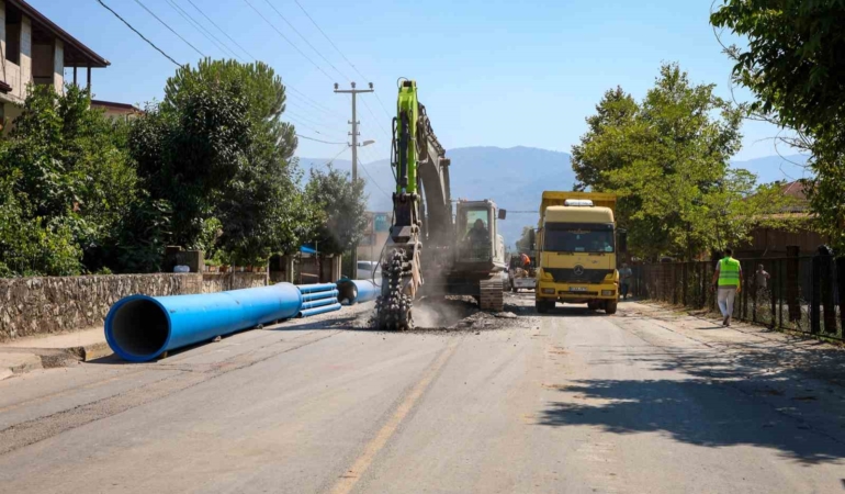 Akyazı'ya 1 milyar TL'lik içme suyu yatırımı başladı
