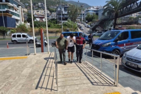 Alanya'da uyuşturucu operasyonu: 2 kişi tutuklandı