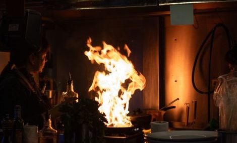 Alanya'daki restoranda mutfak yangını kontrol altına alındı