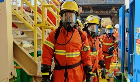 Antakya'da küspe yağ fabrikasında yangın kontrol altına alındı