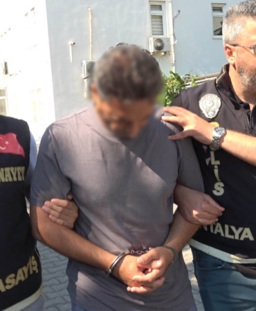 Antalya Havalimanı'nda kadını öldüren emekli polis adliyeye sevk edildi