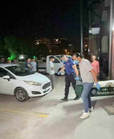 Antalya'da Norveçli yaşlı adam evinde ölü bulundu