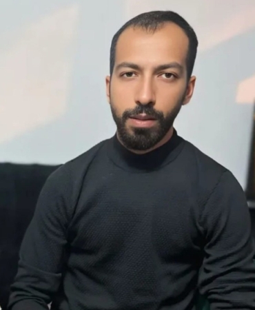 ANTALYA'DA KAHREDEN TESADÜF: KAZA YERİNDEN GEÇEN BABA, ÖLEN SÜRÜCÜNÜN OĞLU OLDUĞUNU GÖRÜNCE YIKILDI İŞE GİDİŞ GÜZERGAHINDA '1 DAKİKA' ÖNCE MEYDANA GELEN KAZAYI GÖRÜP ÇÖP KAMYONUNDAN YARDIM ETMEK İÇİN İNDİ, HAYATINI KAYBEDEN SÜRÜCÜNÜN OĞLU OLDUĞUNU GÖRDÜ BABA: "BİR GÖZÜNÜ AÇTI SONRA KAPATTI VE BOYNU YANA DÜŞTÜ"