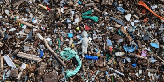 Antalya'da deniz suyu kirliliğinin nedeni mikroplastikler