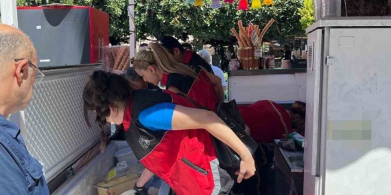 Antalya'da dondurma işletmesi, fahiş fiyat nedeniyle kapatıldı
