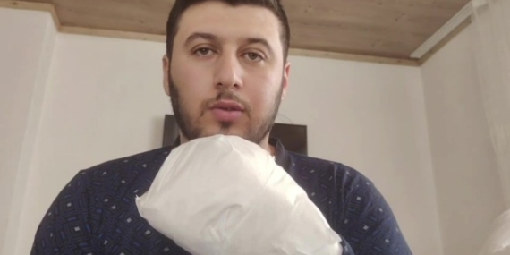 Antalya'da motokuryeye döner bıçaklı saldırı