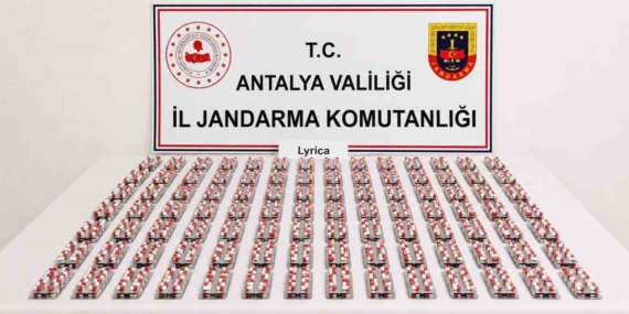 Antalya'da uyuşturucu operasyonunda 5 kişi gözaltına alındı