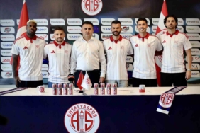 Antalyaspor transfer yasağını kaldırarak 5 futbolcuyla anlaştı