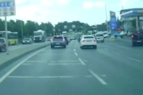 Arnavutköy'de motosiklet kazası: Sürücü hafif yaralı