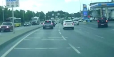 Arnavutköy'de motosiklet kazası: Sürücü hafif yaralı