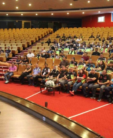 Aydın'da 200 motosiklet sürücüsüne güvenli sürüş eğitimi verildi