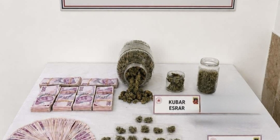 Aydın'da uyuşturucu alışverişine suçüstü: 2 kişi tutuklandı