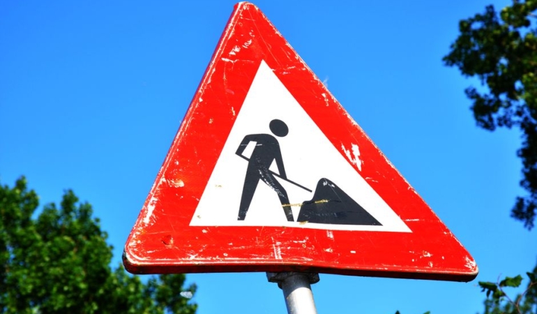 Aydın'da yol yapım çalışmaları devam ediyor