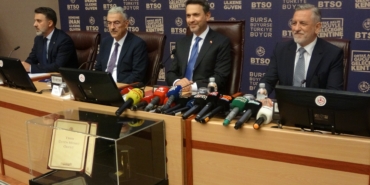 BAKAN BAYRAKTAR: "ENERJİ MESELESİ MİLLİ GÜVENLİK MESELESİDİR"