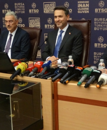 BAKAN BAYRAKTAR: "ENERJİ MESELESİ MİLLİ GÜVENLİK MESELESİDİR"
