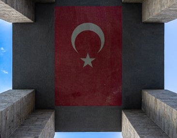 Bakan Göktaş, Ağrı'da şehit yakınları ve gazilerle buluştu