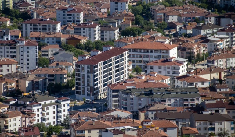 Bakan Kurum: Sındırgı'da yeni konutlar yükseliyor