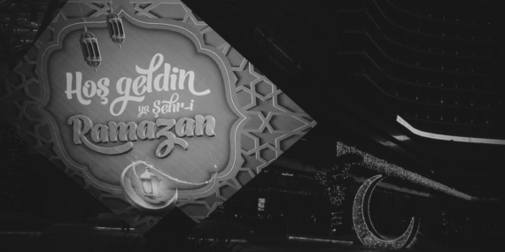 Bakan Tekin, Ramazan etkinlikleri nedeniyle eleştirildi