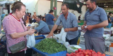 Balıkesir Burhaniye'de organik ürünler pazarı açıldı