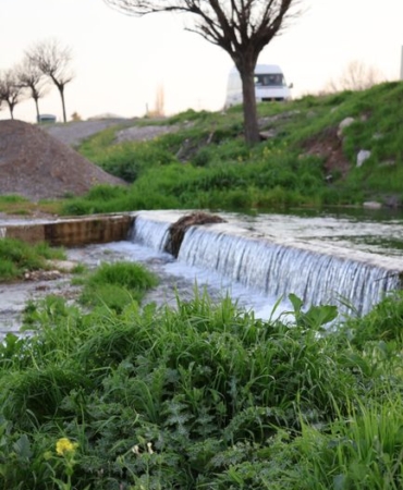 Bayburt'ta bent temizliği ve dere yatağı düzenleme çalışmaları devam ediyor