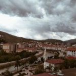 Bayburt'ta sıcak hava serinleme arayışını artırdı