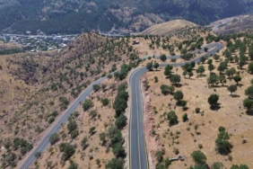 Baykan'da yol yapım çalışmaları hız kazanıyor