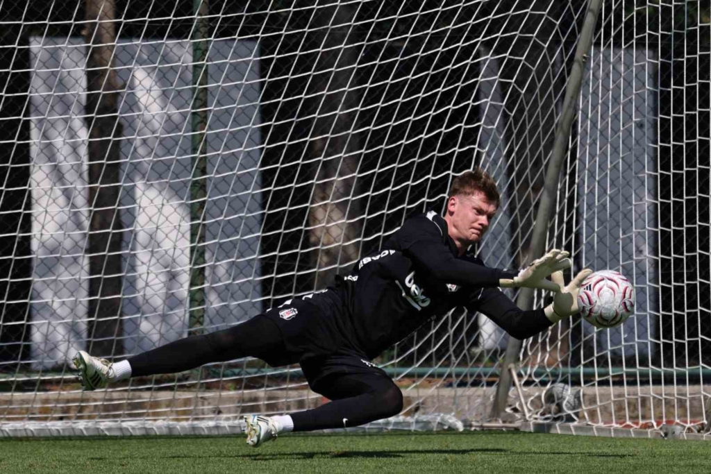 Beşiktaş, Hradec Kralove ile maç hazırlıklarına başladı