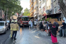 Beyoğlu'ndaki otel yangınında 17 kişi tahliye edildi