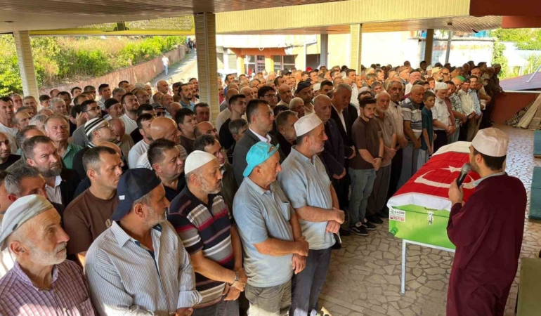 Beypazarı maden kazasında hayatını kaybeden işçi toprağa verildi