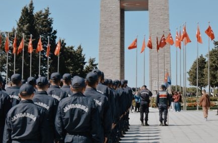 Bilecik'te Jandarmadan Şehit Ailesine Ziyaret