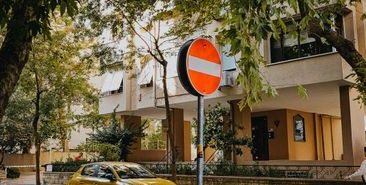 Bilecik'te Kaldırıma Park Eden Araç Sürücüsüne Tepki