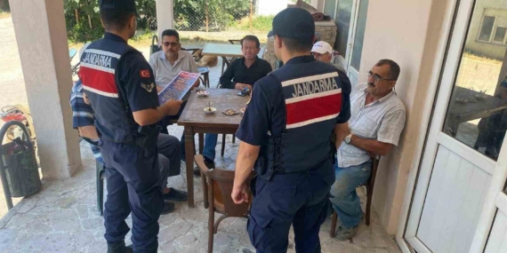Bilecik'te jandarma dolandırıcılık konusunda vatandaşları uyardı