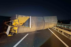 Bilecik'te karavan devrildi, bir kişi yaralandı