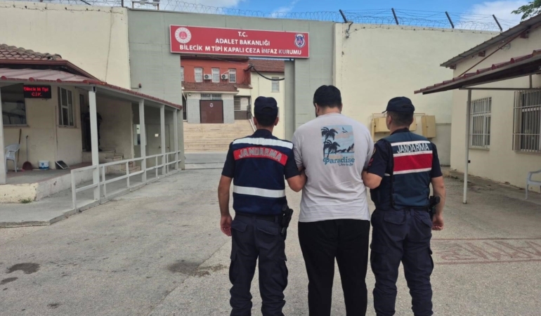 BİLECİK'TE UYUŞTURUCU SUÇUNDAN ARANAN ŞAHIS YAKALANDI
