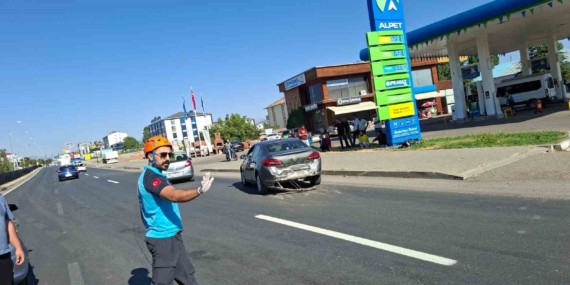 Bingöl'de zincirleme trafik kazası: 5 yaralı