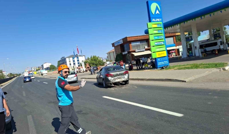Bingöl'de zincirleme trafik kazası: 5 yaralı