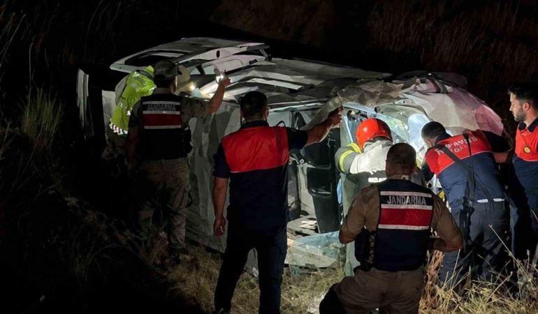 Bitlis'te trafik kazasında 4 kişi yaralandı