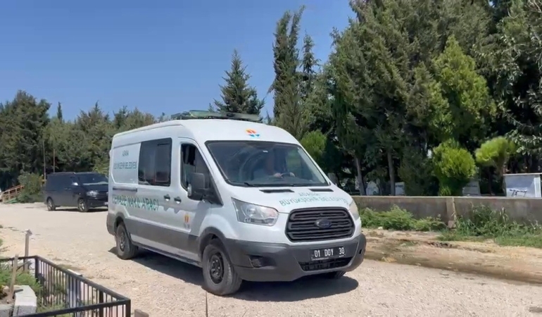 BOŞANMA AŞAMASINDAKİ KOCASI TARAFINDAN ÖLDÜRÜLEN GENÇ KADININ CENAZESİ DEFNEDİLDİ