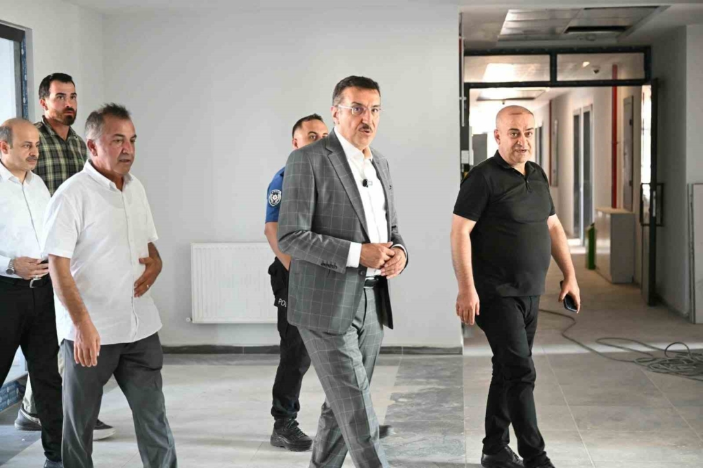 Bülent Tüfenkci, Malatya POMEM'deki yenileme çalışmalarını inceledi