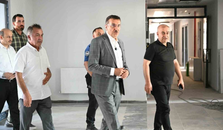 Bülent Tüfenkci, Malatya POMEM'deki yenileme çalışmalarını inceledi