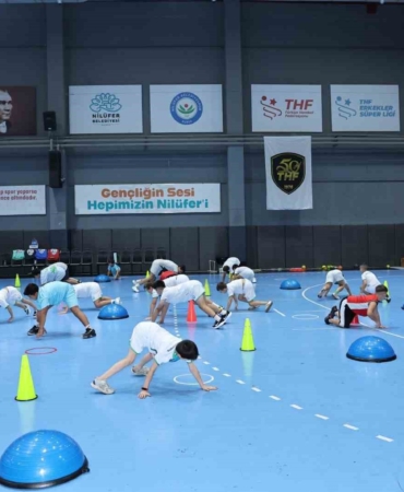 Bursa'da Hentbol Akademisi açıldı
