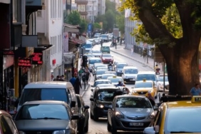 Bursa'da alkollü şahısların taksi tartışması ilginç anlar yaşattı