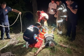 Bursa'da alkollü sürücü uçurumdan düştü, kurtarma anı kaydedildi