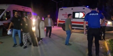 BURSA'DAKİ DÜĞÜN YEMEĞİNDE 367 KİŞİ HASTANELERE BAŞVURDU 74 HASTA AMBULANSLARLA BURSA'YA TAŞINDI, ÇOĞU TABURCU OLDU TEDAVİSİ DEVAM EDEN 23 HASTANIN DURUMLARI İYİ
