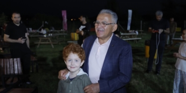 Büyükkılıç, Sarımsaklı Aile Doğa Kampı'nda ailelerle buluştu